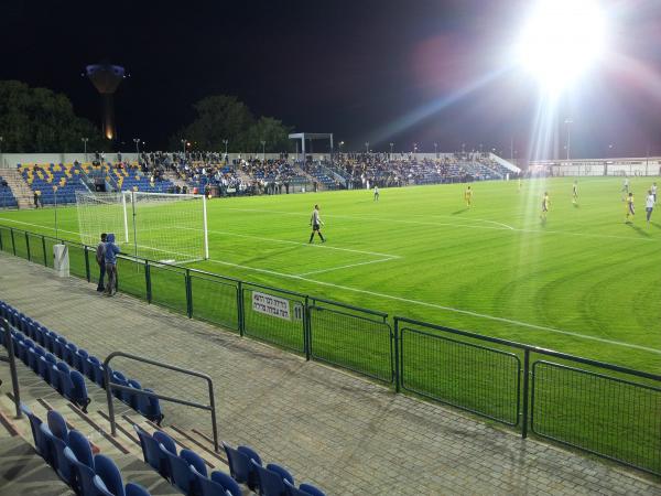 Yavne Municipal Stadium - Yavne