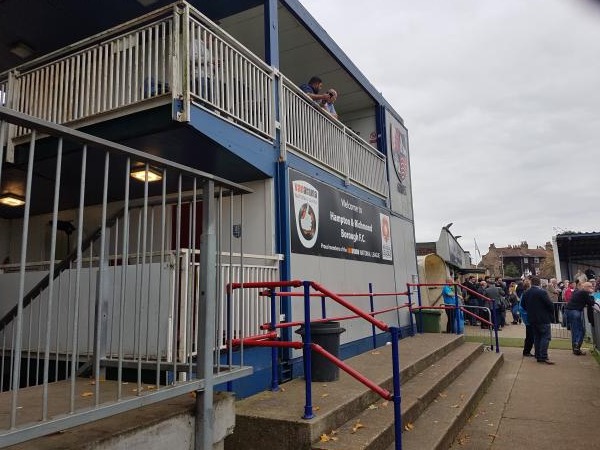Beveree Stadium - Hampton, Greater London
