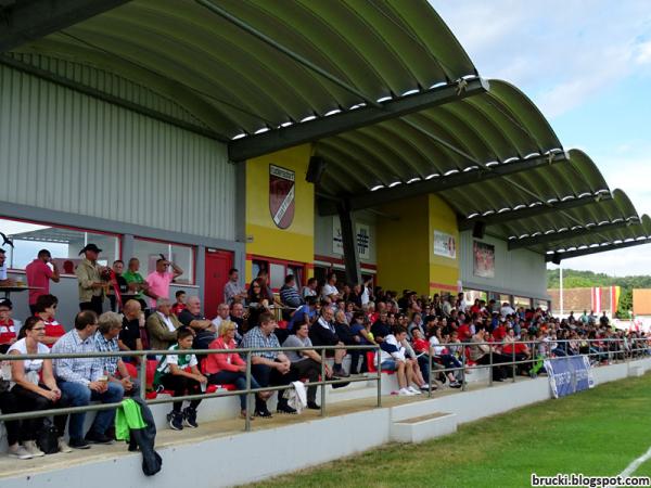 Versicherungsbüro Wagner Arena - Rudersdorf