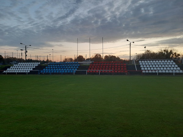 Stadion w Milanówek - Milanówek