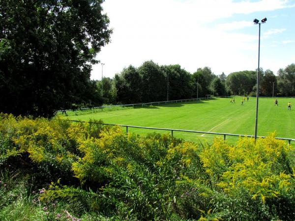 Otto-Schlag-Sportplatz - Teuchern