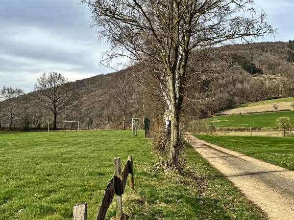 Sportplatz auf der Kisse - Sundern/Sauerland-Linnepe