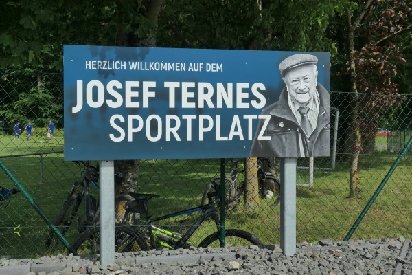 Josef-Ternes-Sportplatz - Binningen/Eifel
