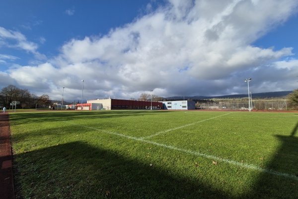 Sportplatz Gymnasium - Laufen
