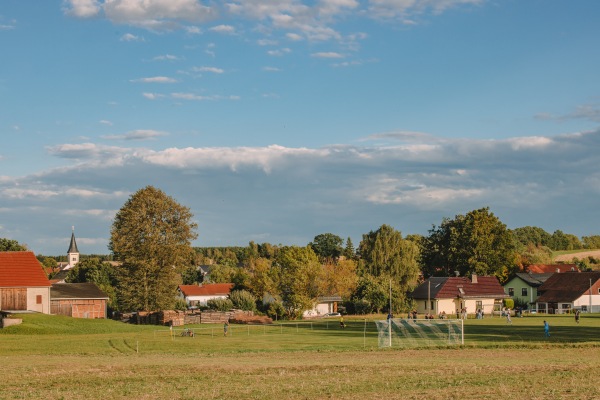 Sportplatz Plothen - Plothen