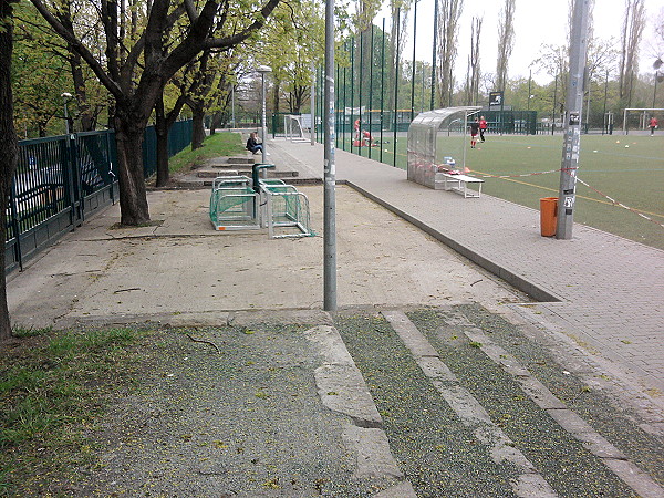 Rudolf-Harbig-Stadion Nebenplatz - Dresden-Altstadt