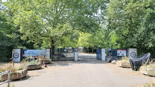 Werner-Seelenbinder-Sportpark - Berlin-Neukölln