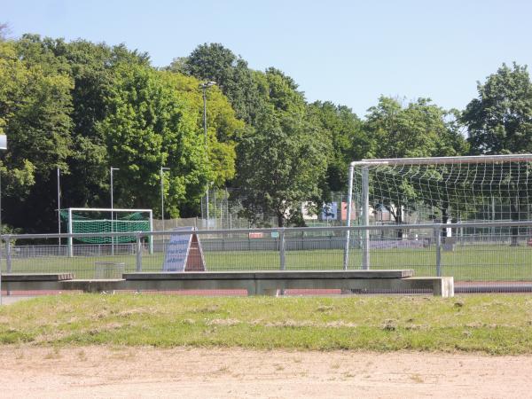 Bezirkssportanlage Seckbach - Frankfurt/Main-Seckbach