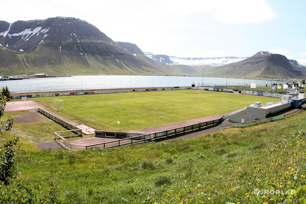 Kerecisvöllurinn - Ísafjörður