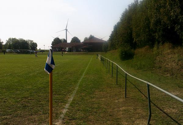 Sportanlage Weißer Moorweg - Hassendorf