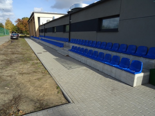 Stadion Miejski w Śremie obok - Śrem