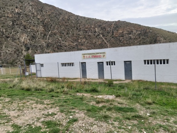 Campo de Fútbol Municipal San Miguel - Embid de la Ribera, AR