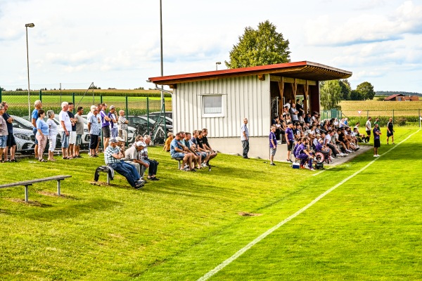 Hauptsportplatz Bedernau - Breitenbrunn-Bedernau