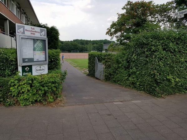 Bezirkssportanlage Reuschenberg - Neuss-Reuschenberg