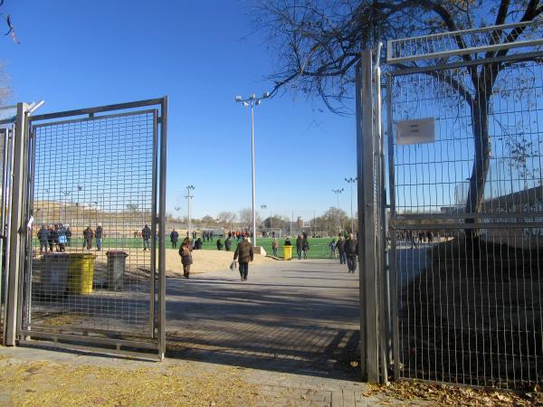 Instalación Deportiva Los Cármenes Campo 1 - Madrid, MD