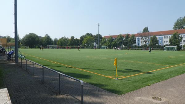 BVB-Stadion Nebenplatz - Berlin-Lichtenberg