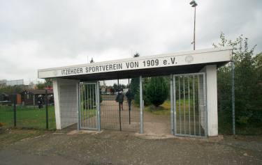 Lehmwohld-Stadion im Sportzentrum - Itzehoe