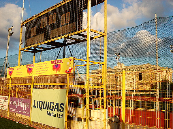 Luxol Stadium - Pembroke