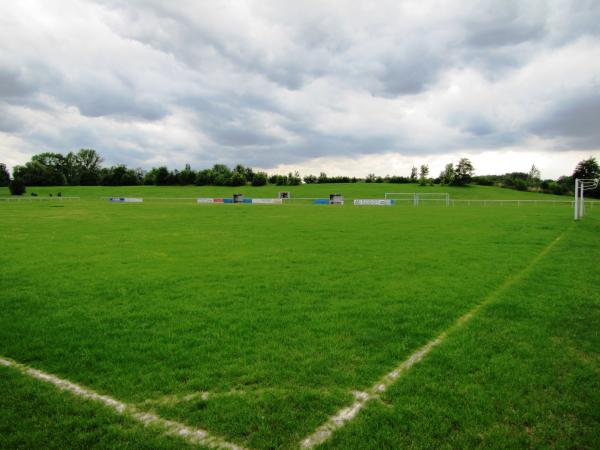 Sportplatz am Kanal - Leuna-Kötschlitz