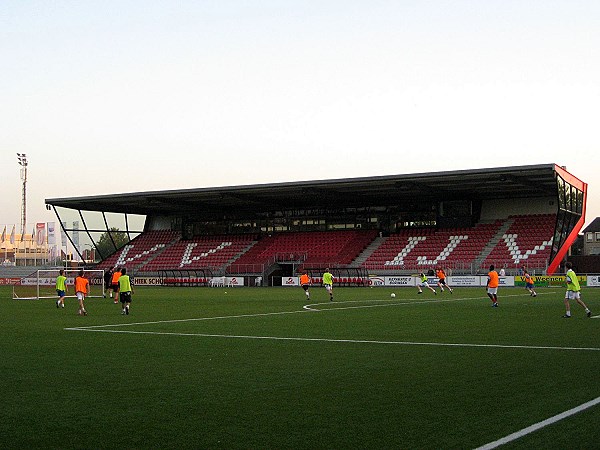 Sportpark De Westmaat - IJsselmeervogels - Bunschoten-Spakenburg Sportpark De Westmaat - IJsselmeervogels - Bunschoten-Spakenburg