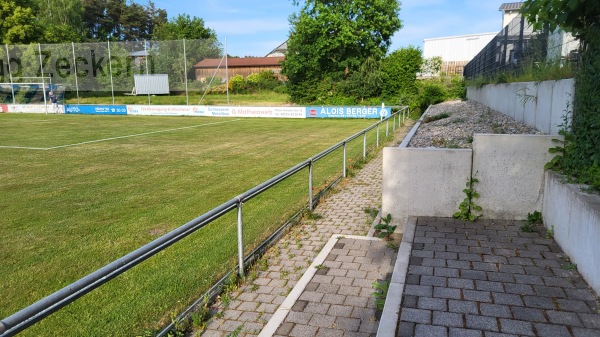 Sportanlage Siedlerstraße - Hemhofen-Zeckern