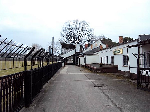 Stadion der Hüttenwerker auf den Sportanlagen Waldstraße - Eisenhüttenstadt