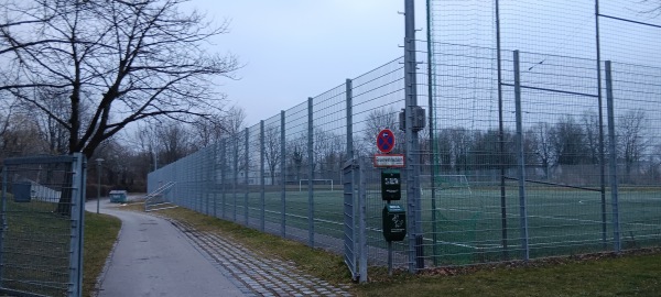 Hans-Wenninger-Stadion Nebenplatz 1 - Königsbrunn