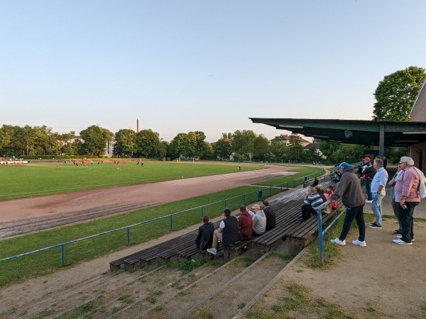 Jürgen-Grabowski-Sportfeld - Wiesbaden-Biebrich