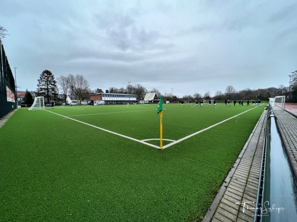 Sportplatz Föhrenweg - Essen/Ruhr-Haarzopf