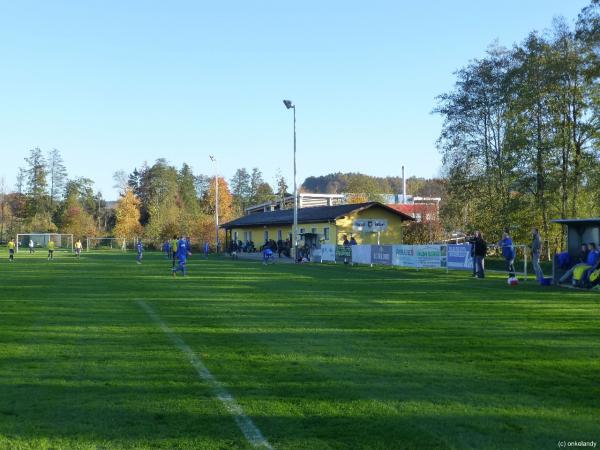 Zacherlbergstadion - Treubach