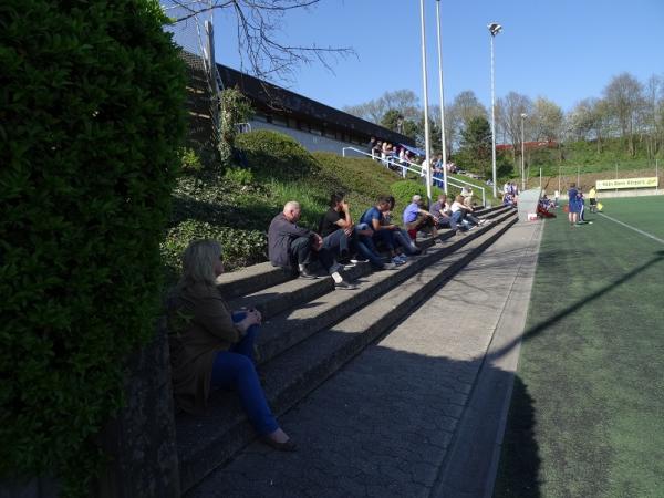 Walter-Mundorf-Stadion Nebenplatz - Siegburg