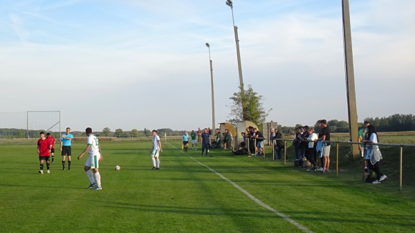 Kunszigeti Sportpálya - Kunsziget
