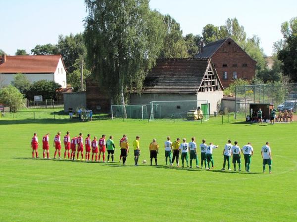 Sportplatz Obernessa - Teuchern-Obernessa