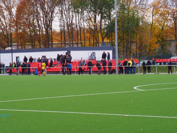 Heinrich-Hamacher-Sportpark Platz 2 - Duisburg-Neumühl