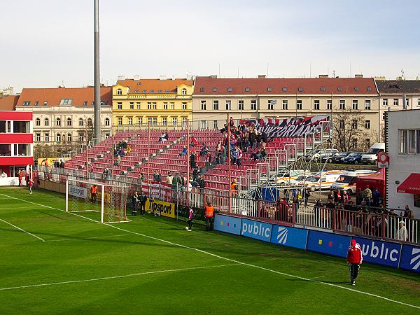 Stadion Viktorie v Seifertově ulici - Praha