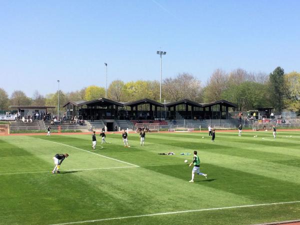 GARMIN Stadion am See - Garching bei München 