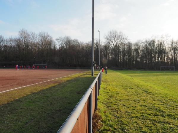 Revierparkstadion am Mattlerbusch - Duisburg-Röttgersbach