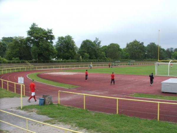 Helmut-Schleusener-Stadion - Berlin-Spandau