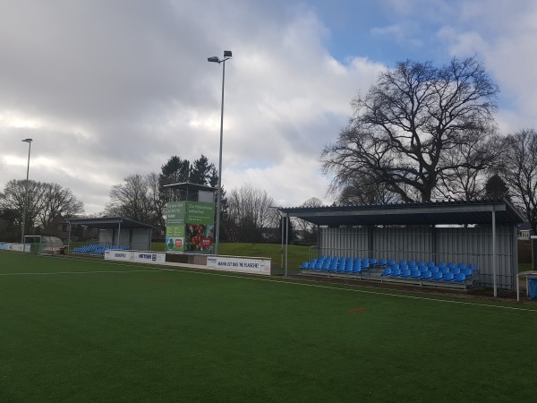 Edmund-Plambeck-Stadion Nebenplatz 1 - Norderstedt-Garstedt