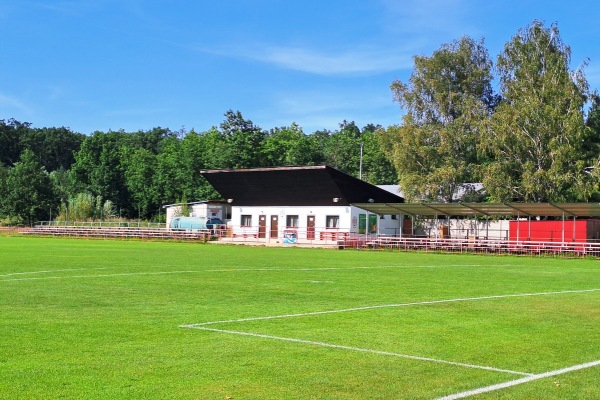 Fotbalové hřiště Újezd - Újezd u Přelouče