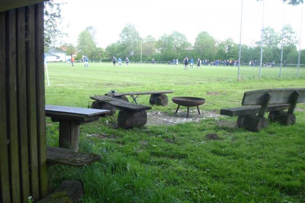 Emmer-Stadion - Nieheim-Oeynhausen