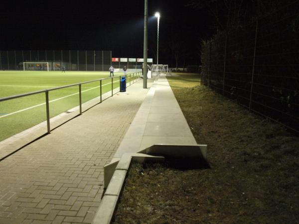 Bezirkssportanlage Honigstraße - Duisburg-Meiderich