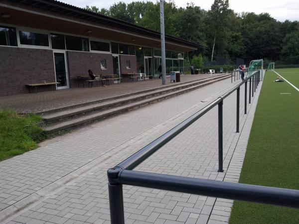Kurt-Bornhoff-Sportpark Platz 2 - Frechen