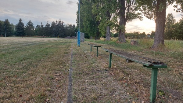 Sportplatz Kleinbahndamm - Golzow/Oderbruch