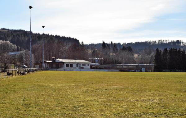 Sportplatz Auf dem Bruch - Herborn-Schönbach