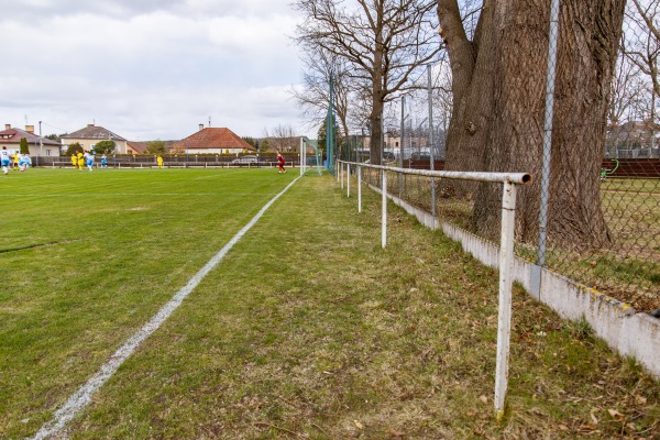 Fotbalové hřiště TJ Sokol Malesice - Plzeň 9-Malesice