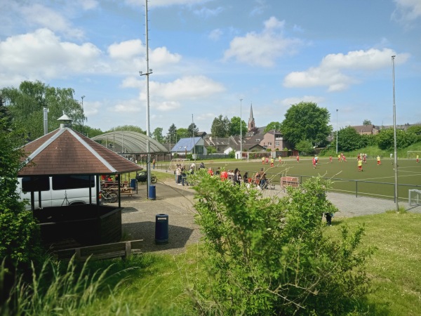 Sportplatz Friedhofstraße - Herzogenrath-Straß Sportplatz Friedhofstraße - Herzogenrath-Straß