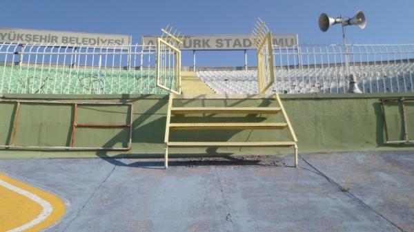 Konya Atatürk Stadyumu - Konya