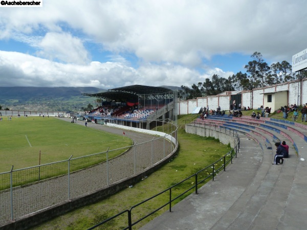 Estadio Municipal 26 de Enero - Cañar