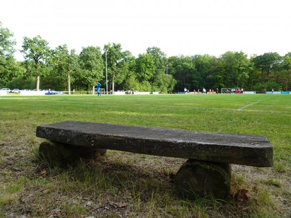 Sportplatz Zur Hoor - Gladenbach-Mornshausen